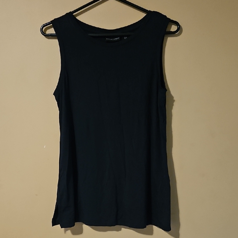 Adrienne Vittadini Classic Black Sleeveless Top
